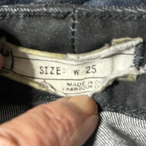 Free People Black Distressed Jeans Sz 25 - Picture 7 of 8